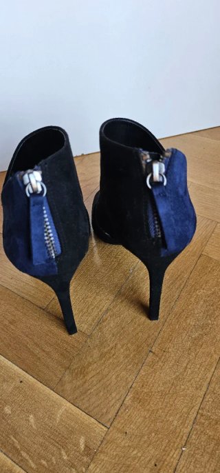 Sandalias Zara Tacon Azul y Negro