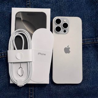 iPhone 16 Pro Max 256 GB Plata