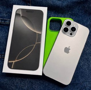 iPhone 16 Pro Max 256 GB Plata