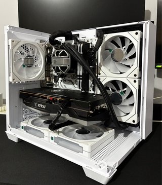 PC Gaming Custom Ryzen 5 5600X+RX 6650 XT, 16G 2TB