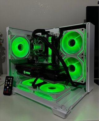 PC Gaming Custom Ryzen 5 5600X+RX 6650 XT, 16G 2TB