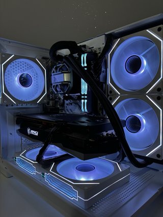 PC Gaming Custom Ryzen 5 5600X+RX 6650 XT, 16G 2TB