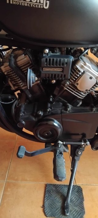 Hyosung Bober 125cc Cruiser Negra