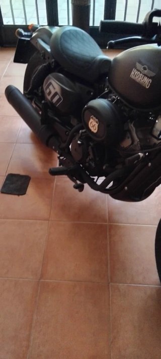 Hyosung Bober 125cc Cruiser Negra