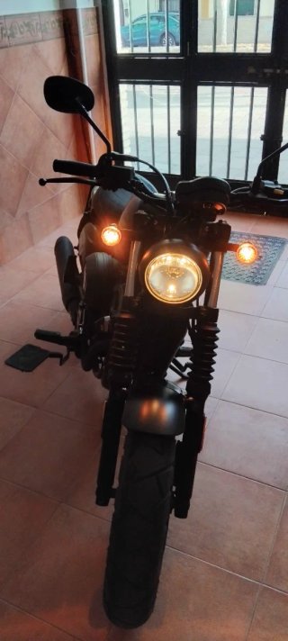 Hyosung Bober 125cc Cruiser Negra
