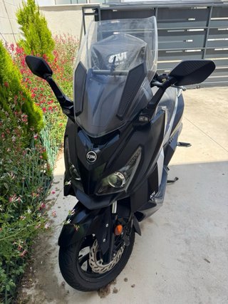 Sym Cruisym 125cc Maxi Scooter