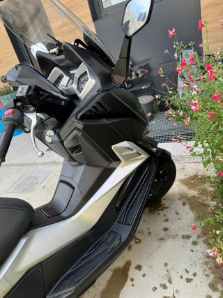 Sym Cruisym 125cc Maxi Scooter