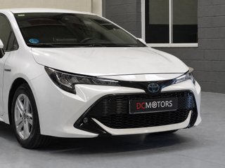 Toyota Corolla 1.8 125H ACTIVE TECH E-CVT