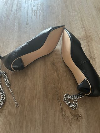 Scarpe Zara N.39 con catena