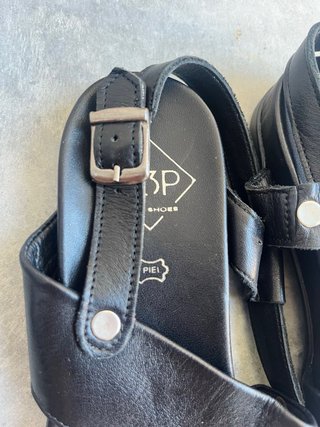Sandalias T3P Piel Negras y Plata Talla 37