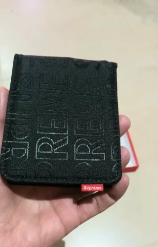 Cartera Supreme Negra