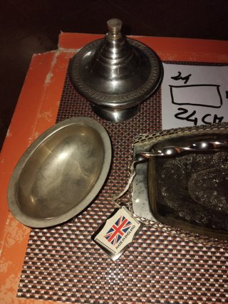 Set Argento Vassoio e Ciotole peltro95