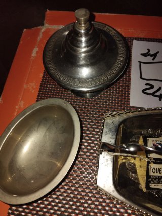 Set Argento Vassoio e Ciotole peltro95