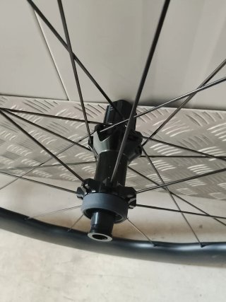 Nuove ruote in carbonio