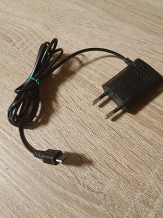 Huawei Y6 Negro - No Carga