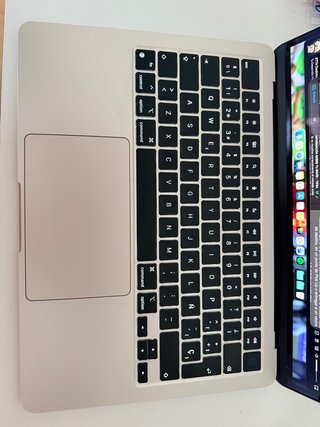MacBook Air M2 8GB RAM 256GB SSD Gris Espacial