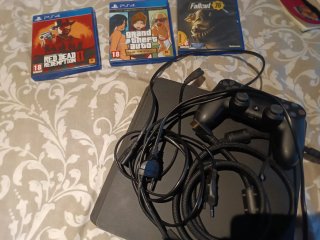 Consola PS4 con 3 juegos+ FIFA beta 2026 +Efootbol