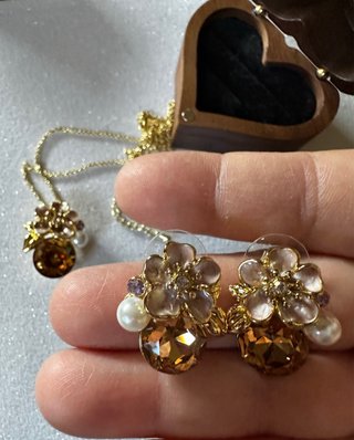 Set gioielli fiore oro con cristalli