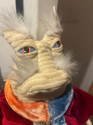 Farscape Dominar Rygel XVI Toy Vault 2006