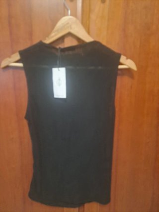 Camiseta Stradivarius sin mangas negra Talla L