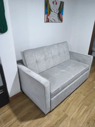 Sofá Cama Gris,1'60 de largo, 0'80 de ancho