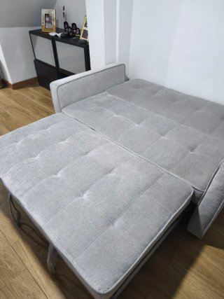 Sofá Cama Gris,1'60 de largo, 0'80 de ancho