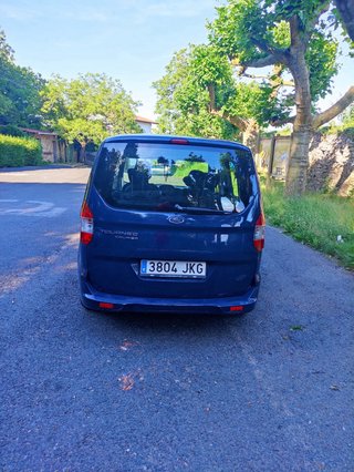 Ford Tourneo Courier 2015