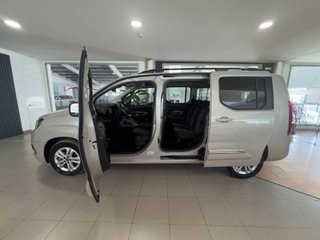 Toyota Proace City Verso 1.5D 130cv Family Active 7 Plz L2