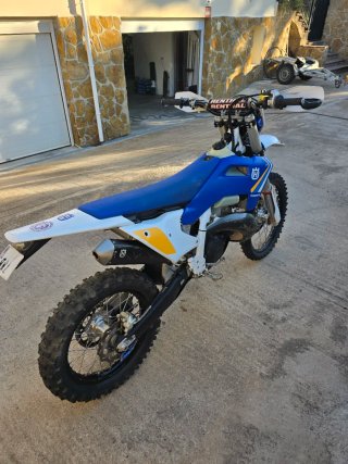 Husqvarna TE 300 Heritage 2025