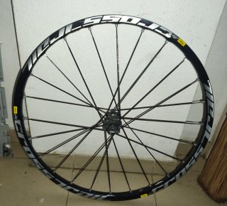 Rueda Delantera Mavic 26 crossrail Buje de Trasera