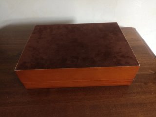 Scatola porta gioielli con divisori