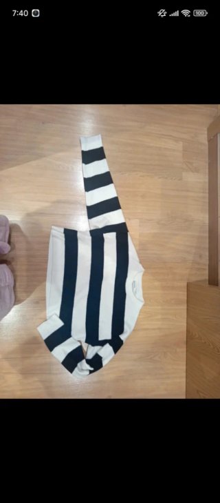 Jersey Bershka rayas blanco y negro XS