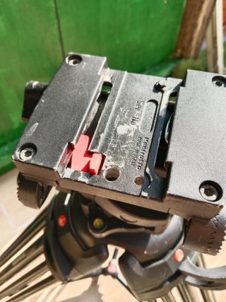 Trípode Manfrotto 519