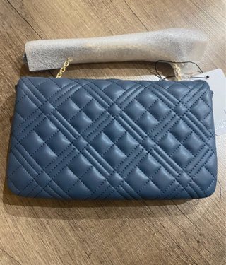 Bolso Love Moschino Azul Acolchado