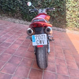 Honda CB 900 Hornet Roja