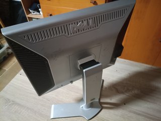 Monitor Dell 19 1280x1024 Plata