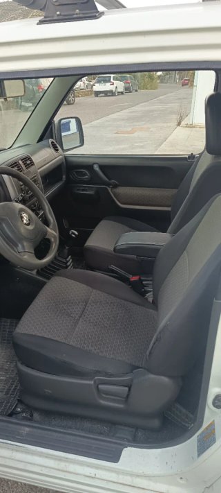 Suzuki Jimny 2005