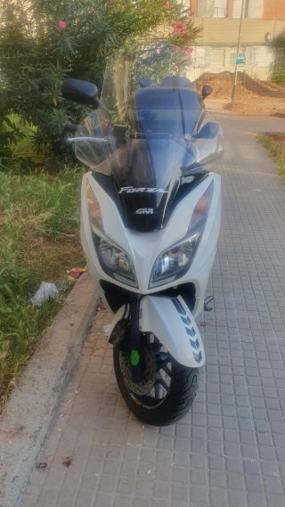 Honda Forza 300 ABS