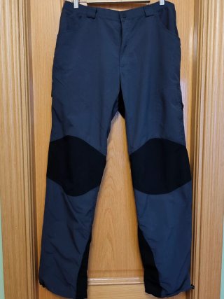 Pantalón Trangoworld Negro/Gris