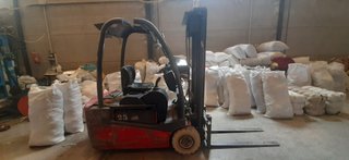 Traspaso negocio venta ropa usada por mayor