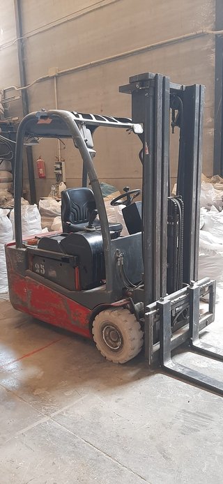Traspaso negocio venta ropa usada por mayor