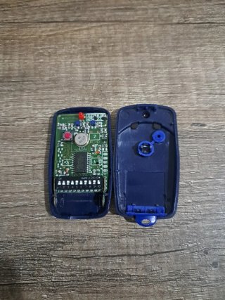Mando garaje Nice azul