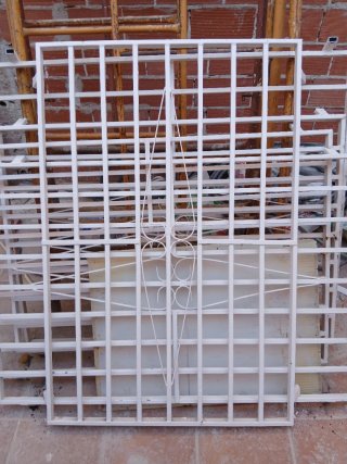 5 Rejas de forja blancas 1,35x90