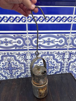 Antigua lampara de carburo lampara minera