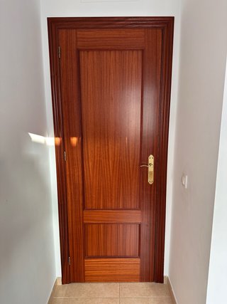 Puerta madera interior buen estado