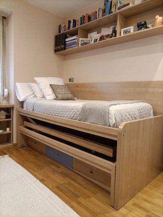 Cama nido, mueble escritorio. Todo el conjunto.