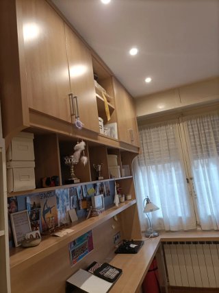 Cama nido, mueble escritorio. Todo el conjunto.