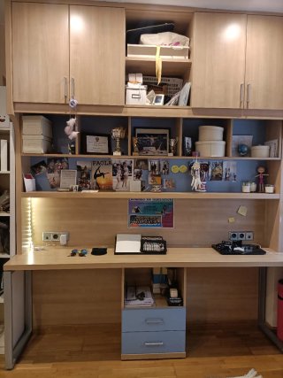 Cama nido, mueble escritorio. Todo el conjunto.