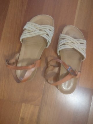 Sandalias Verano Niña Beige y Marrón