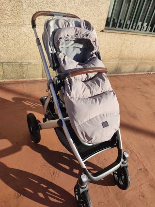 Carrito bebé UPPAbaby Vista 2025 + capazo + extras